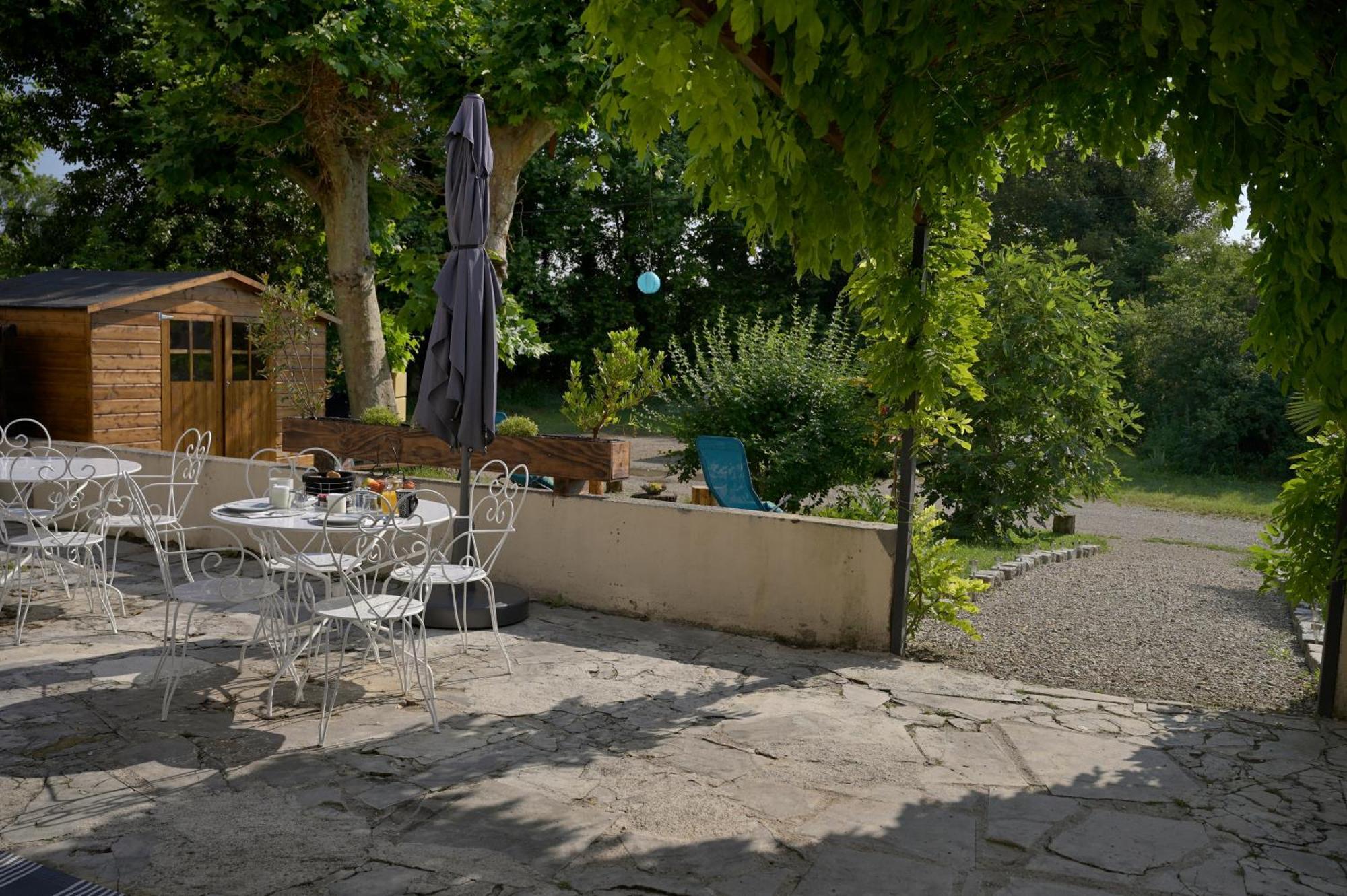 ホテル La Batisse Des Oves Le Péage-de-Roussillon エクステリア 写真